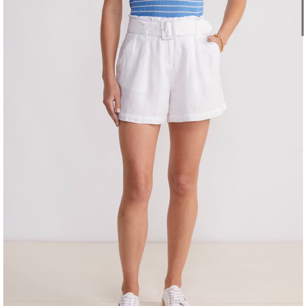 NWT VINEYARD VINES WHITE BELTED LINEN SHORTS